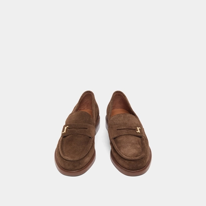 Round-toe loafers in brown suede | duedi