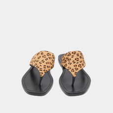 Nu-pieds &agrave; entredoigt leopard