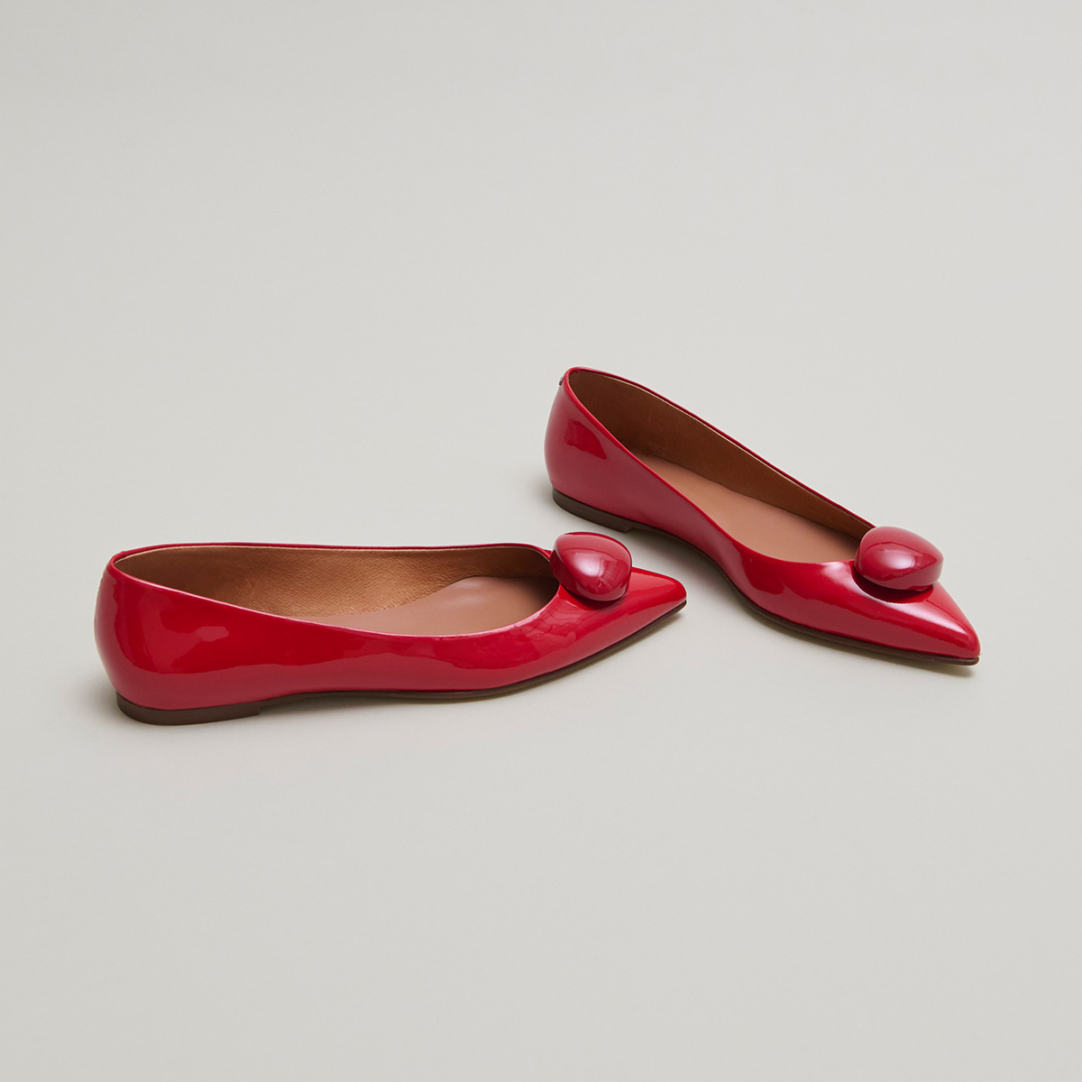 Ballerines &agrave; bouts pointus et billes red