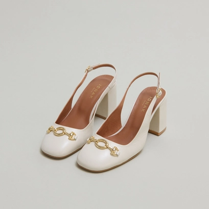 Slingback pumps in ecru distressed leather | DECOUV