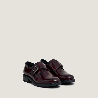 Derbies &agrave; boucles in burgundy shiny leather | atlantis