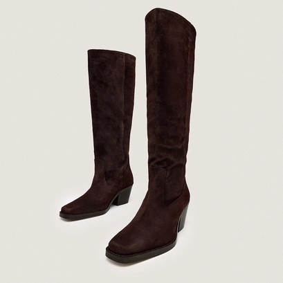 Bottes &agrave; bouts pointus in dark brown split leather | bresil