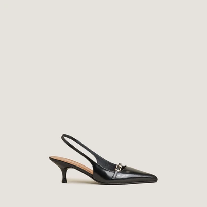 Escarpins &agrave; bouts pointus in black glazed leather | DAMOISELLE