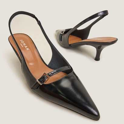Escarpins &agrave; bouts pointus in black glazed leather | DAMOISELLE