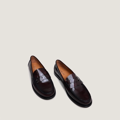Penny loafers with raised soles in burgundy glazed leather | audelya