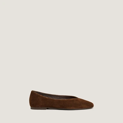 Ballerines &agrave; bouts arrondis in split brown leather | DELVIS