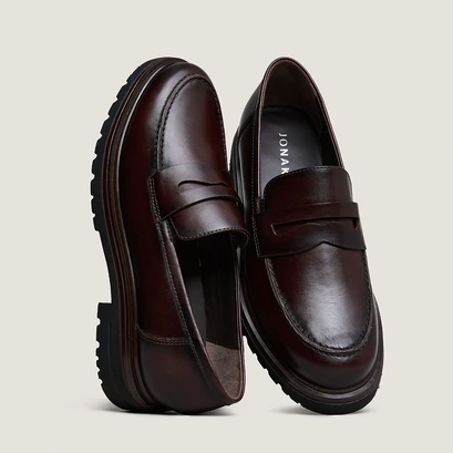 Lug sole loafers in brown patinated leather | arlo