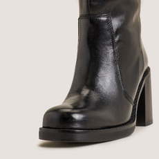 Bottes larges &agrave; bouts carr&eacute;s black
