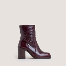 Bottines &agrave; talons hauts et plateformes dark brown