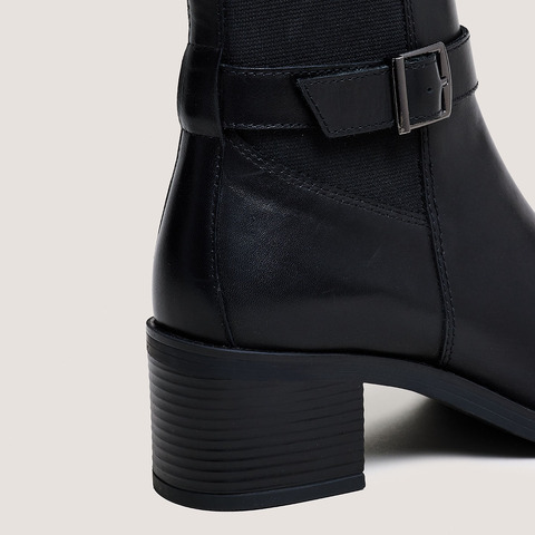 Boots &agrave; talons et boucles black
