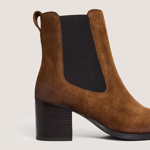 Bottines &agrave; &eacute;lastiques cognac