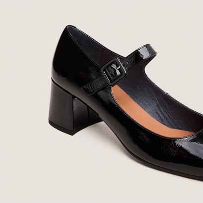 Babies &agrave; talons in pleated black patent leather | dittus