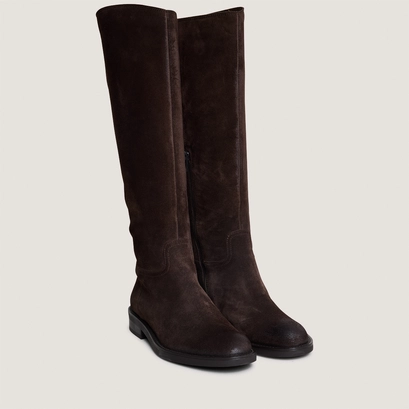 Bottes &agrave; bouts ronds in dark brown suede | cathy