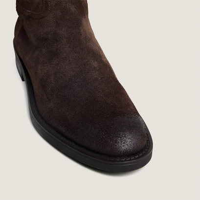 Bottes &agrave; bouts ronds in dark brown suede | cathy