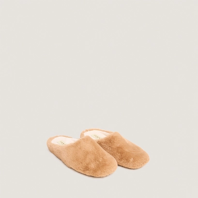 Slippers in camel fluffy fabric | judie