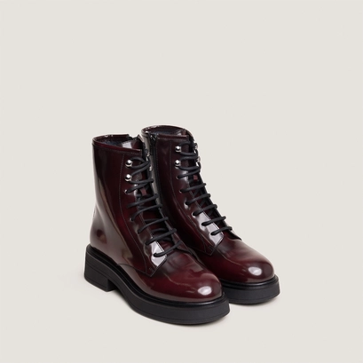 Boots &agrave; lacets in burgundy patinated leather | doscar