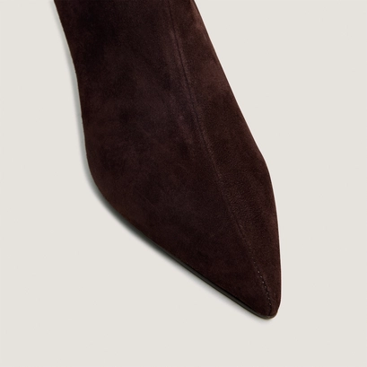 Stiletto-heel ankle boots in brown suede | diemina