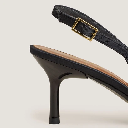 Escarpins slingbacks in black satin | diamantus