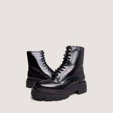 Boots &agrave; semelles crant&eacute;es et lacets black