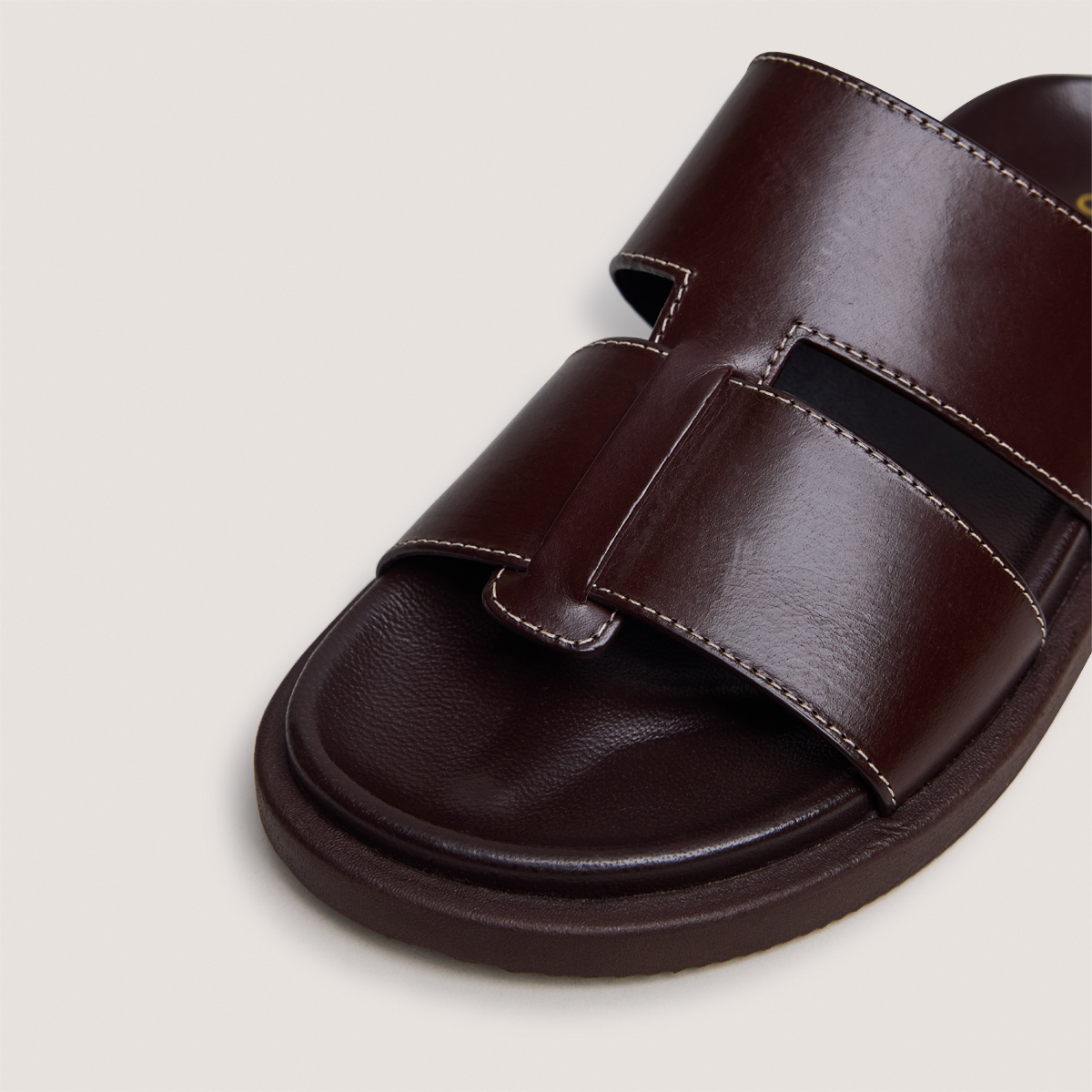 Mules &agrave; bouts ouverts dark brown