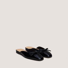 Mules lac&eacute;es black