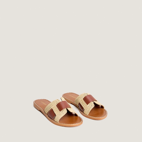 Flat sandals with wide straps in beige raffia and cognac leather | WILOU