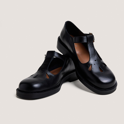 Ballerines &agrave; boucles ajustables in black leather | dusk