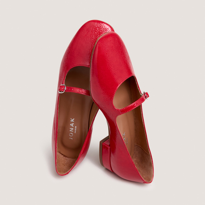 Ballerines &agrave; bouts carr&eacute;s in berry red  pleated patent leather | div