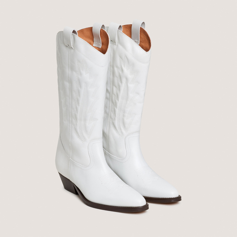 Bottes &agrave; bouts pointus et surpiqures apparentes white