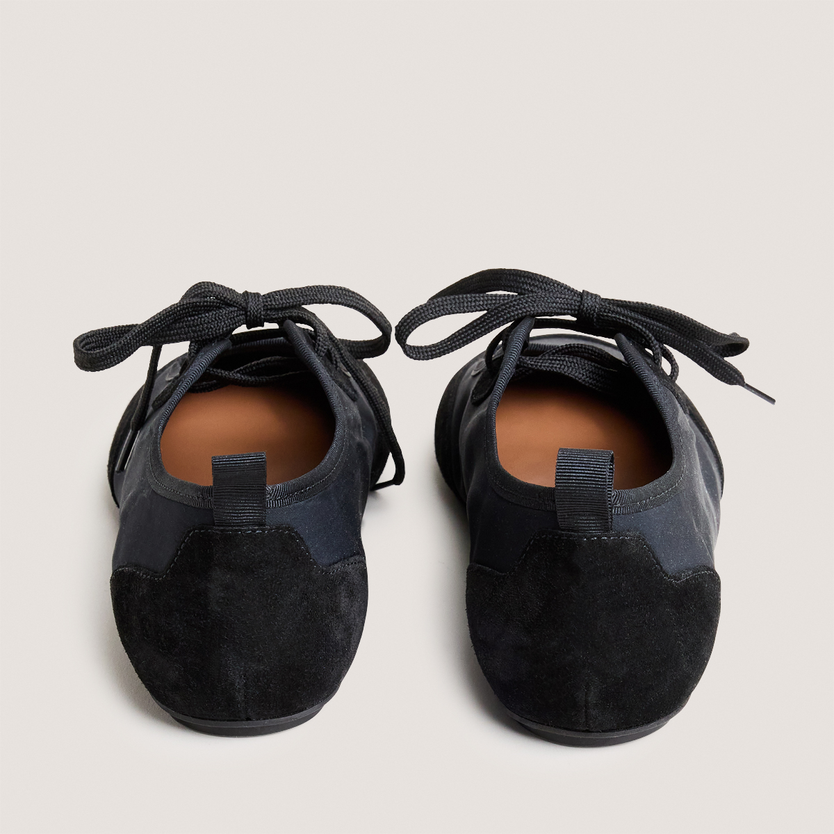 Ballerines &agrave; lacets black
