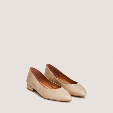 Ballerines &agrave; bouts pointus greige