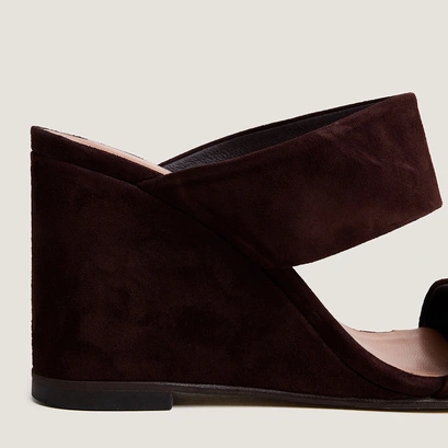 Mules &agrave; talons compens&eacute;s in brown suede | voyelle
