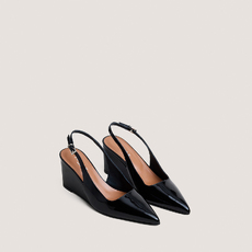 Escarpins slingbacks compens&eacute;s black