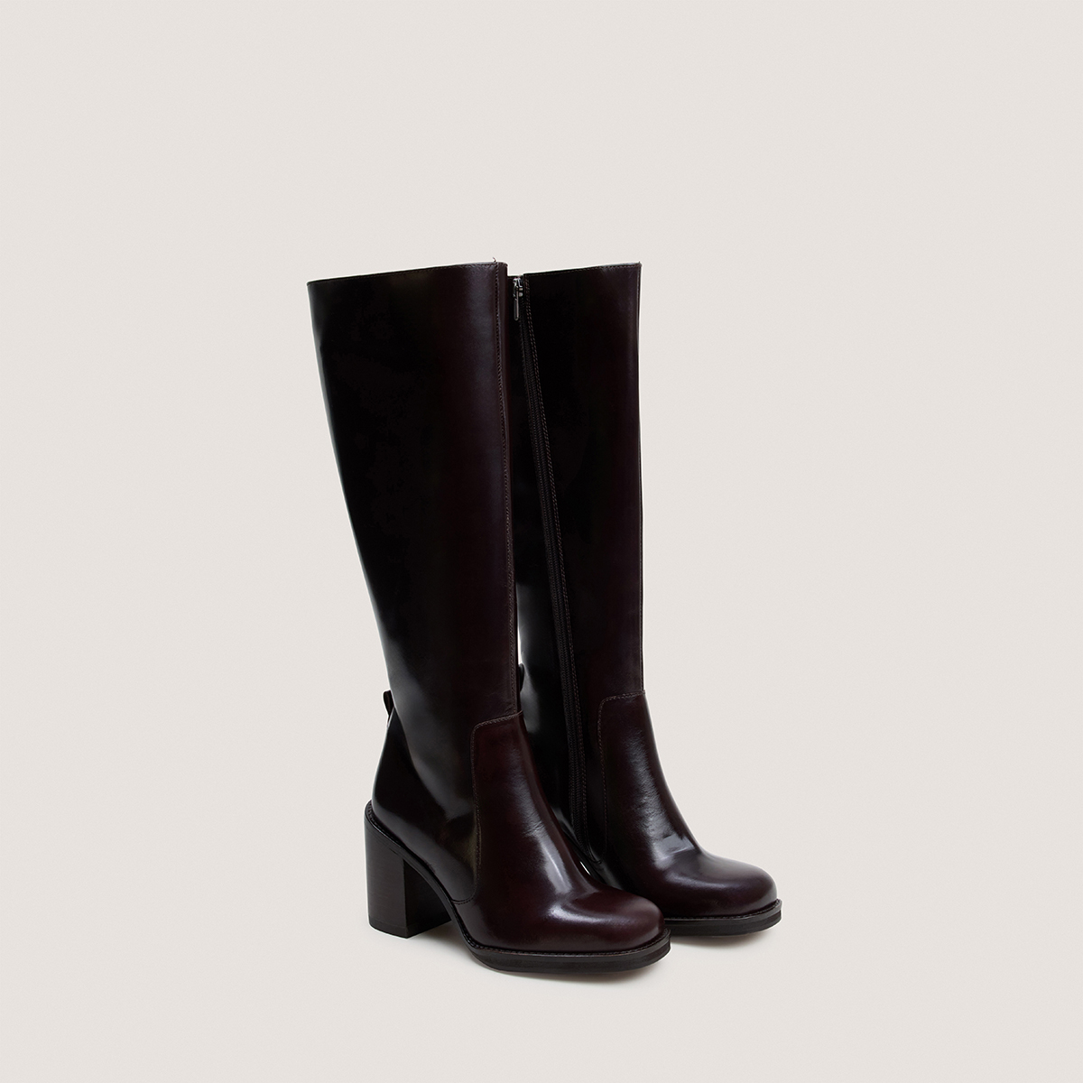 Boots with overflowing heels dark brown