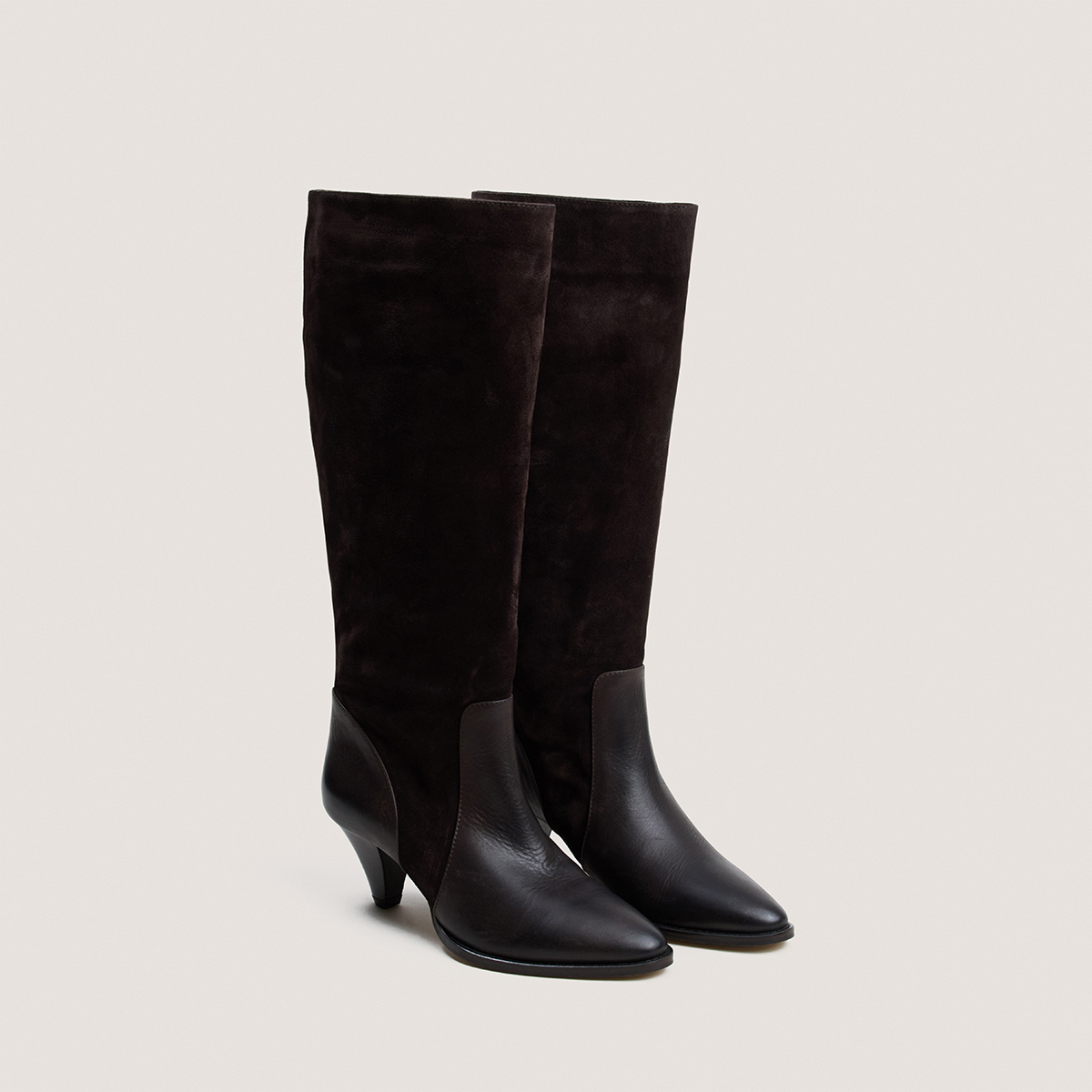 Boots with pointed heels in brown leather and brown split leather | LEONORE