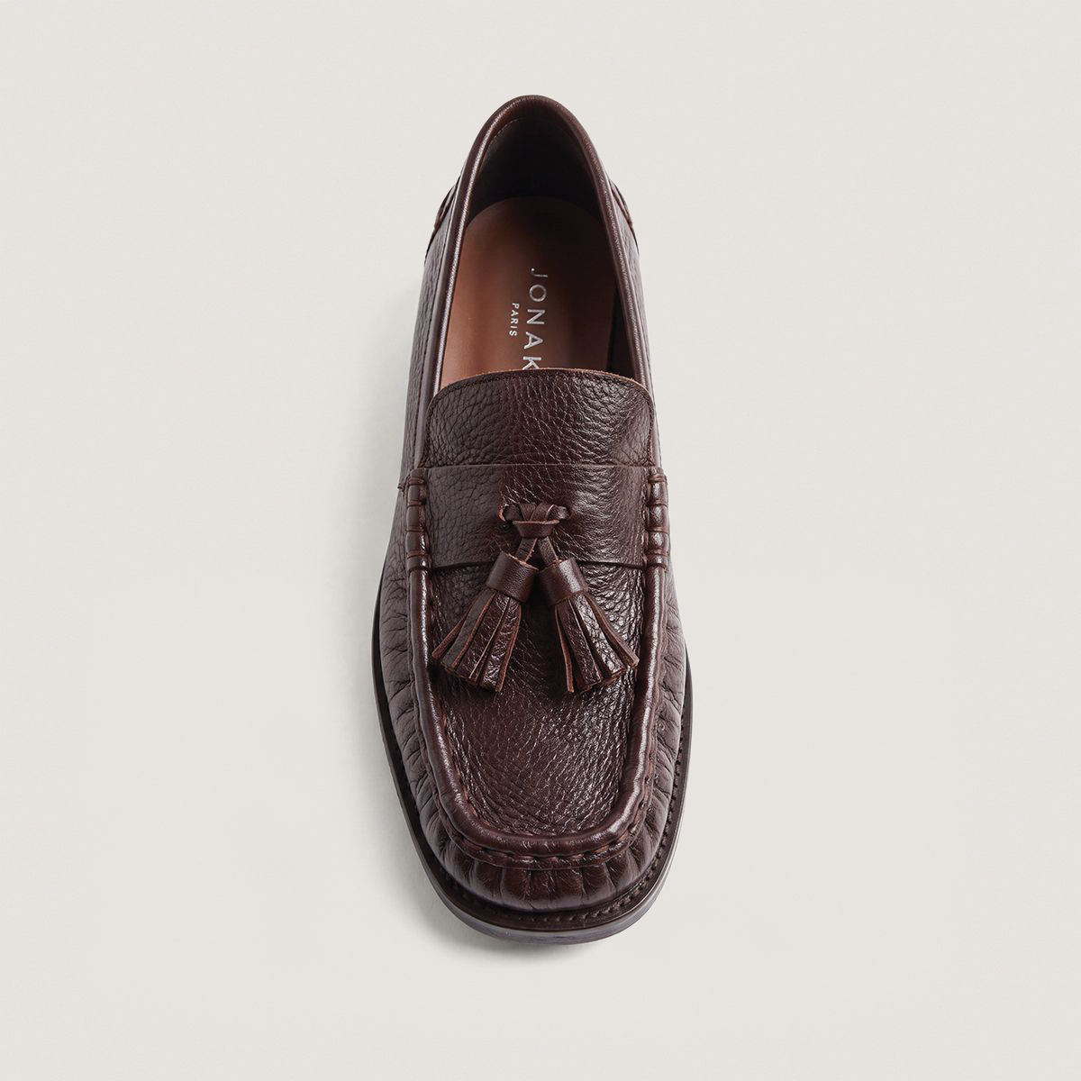 Loafers with tassels brown