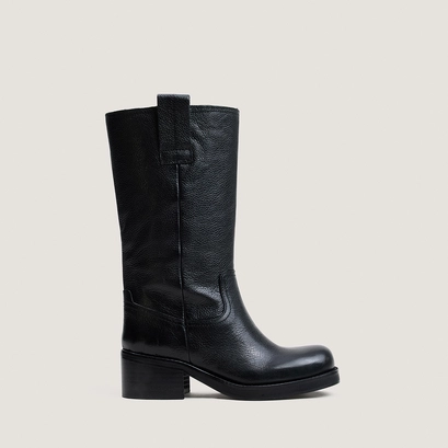 Riding boots in black grained leather | bichette