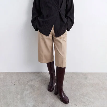Platform boots in chocolate aged leather | bam