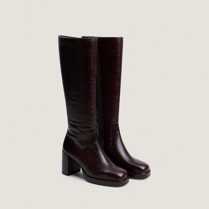 Platform boots in chocolate aged leather | bam
