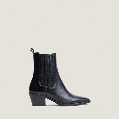 Heeled and gathered ankle boots in black grained leather | birman