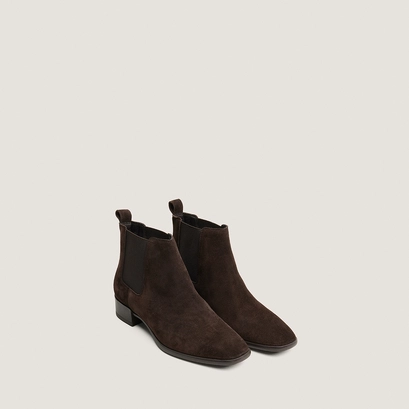 Low boots with elastic and flat heels in dark brown split leather | phileandre
