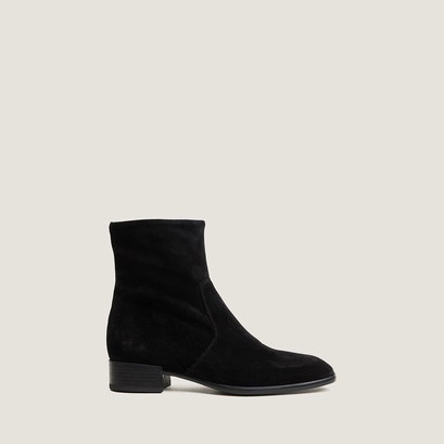 Ankle boots with flat heels and square toes in black split leather | philo