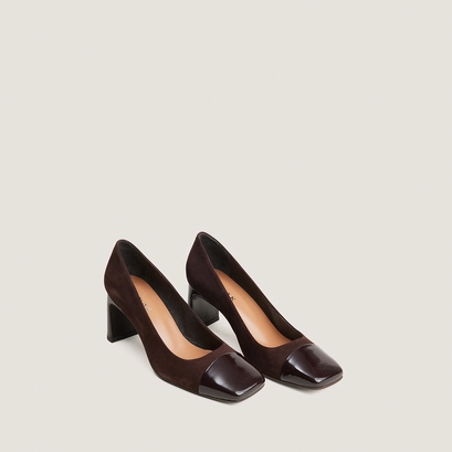 Block heels square-toe pumps in dark brown patent leather and brown suede | dog