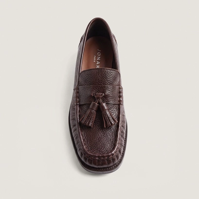 Loafers with tassels in brown grained leather | duchette