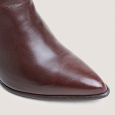 Back-zip ankle boots brown