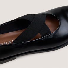 Ballet flats with elastic-strap black