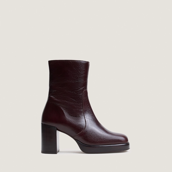 Platform ankle boots with square toes in chocolate aged leather | BOOM
