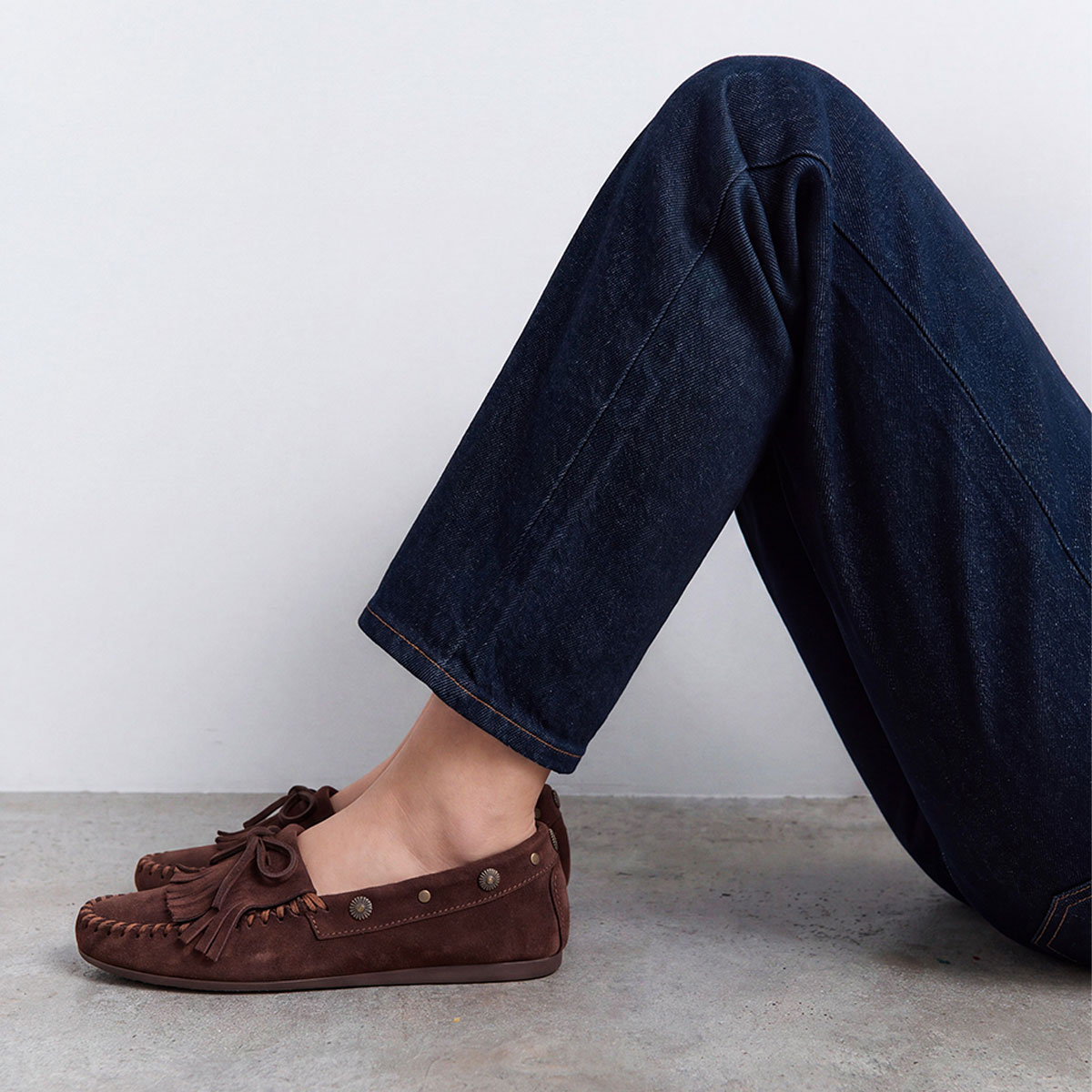 Soft lace-up loafers in brown split leather | LOUISON