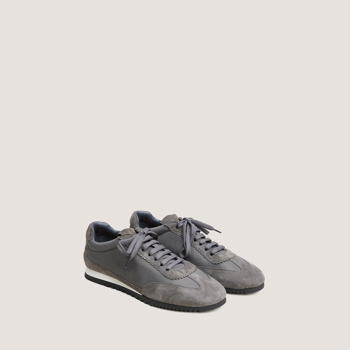 Lace-up sneakers in grey suede and grey nylon | DUTA