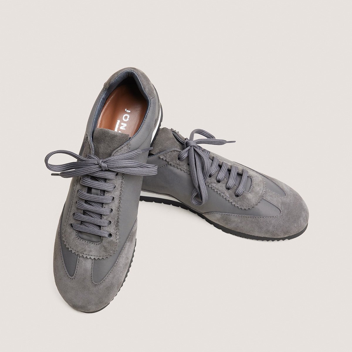 Lace-up sneakers in grey suede and grey nylon | DUTA